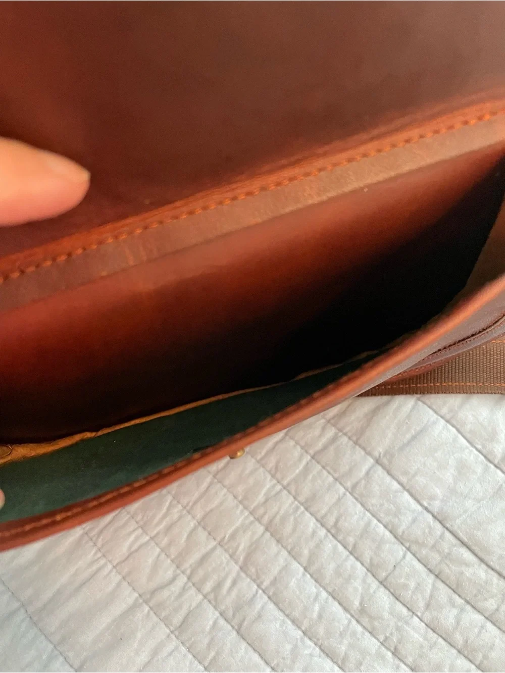 Classic Brown Leather Saddle Crossbody Bag